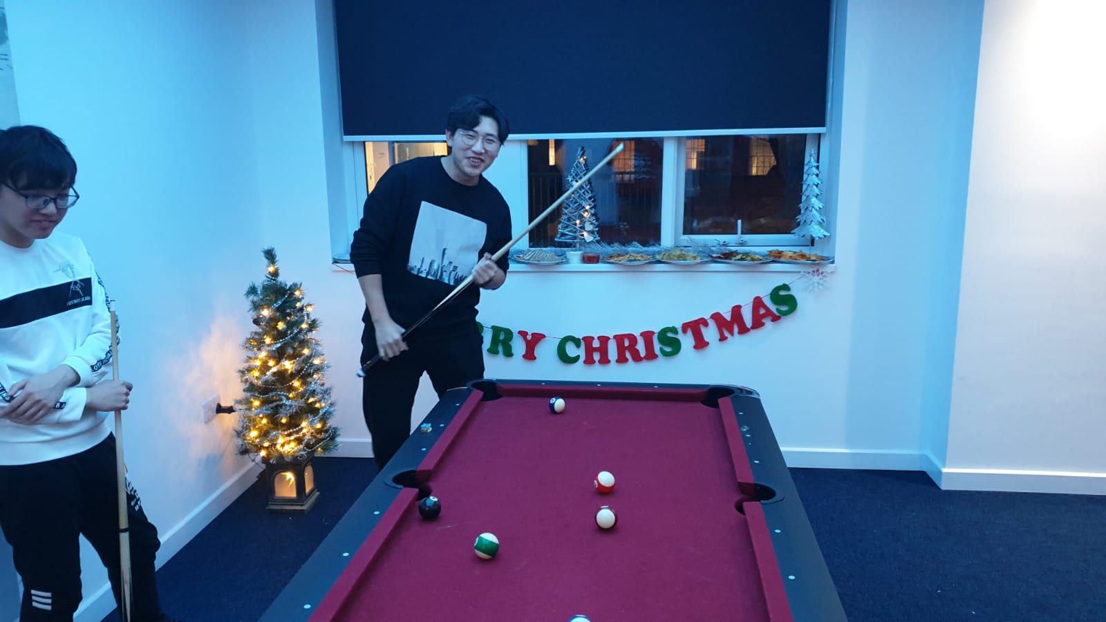Leicester Student Beehive Xmas Party - Main Tv Room