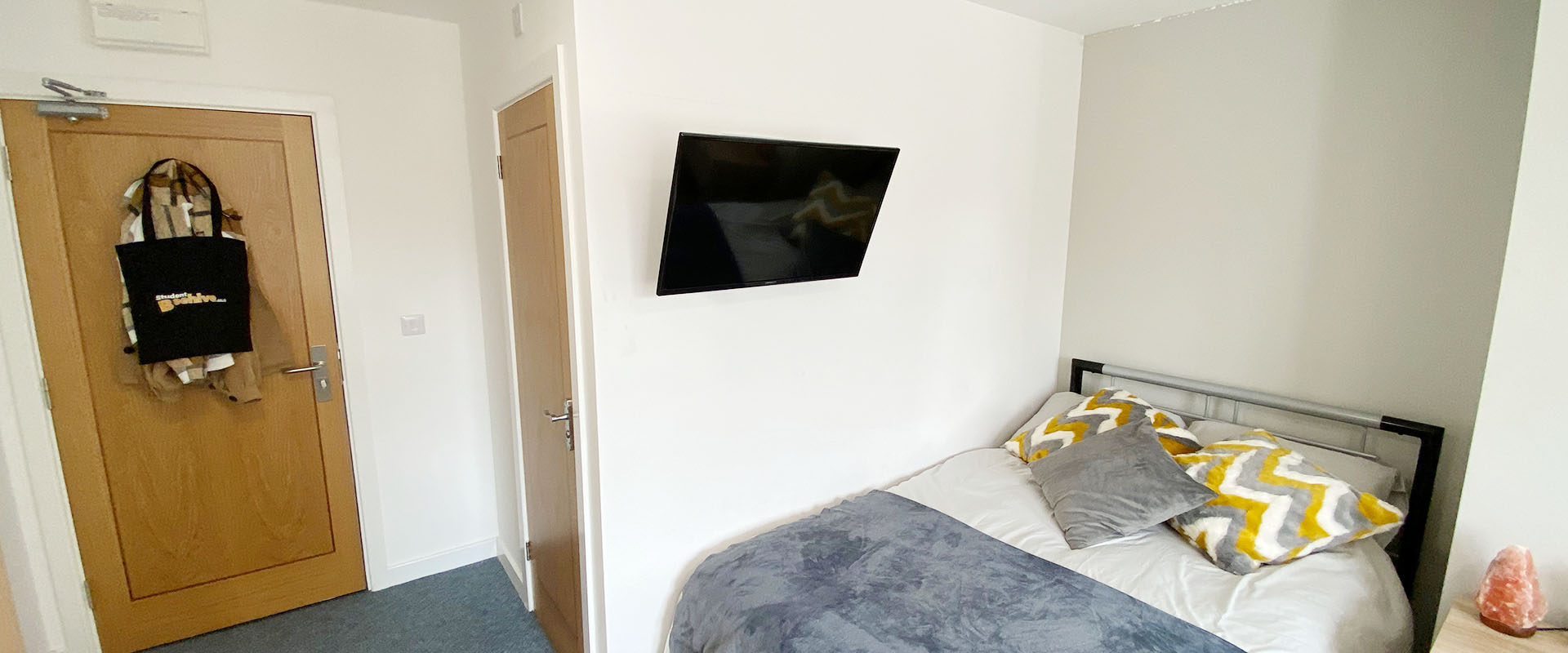 Stay in a spacious living area for ultimate comfort