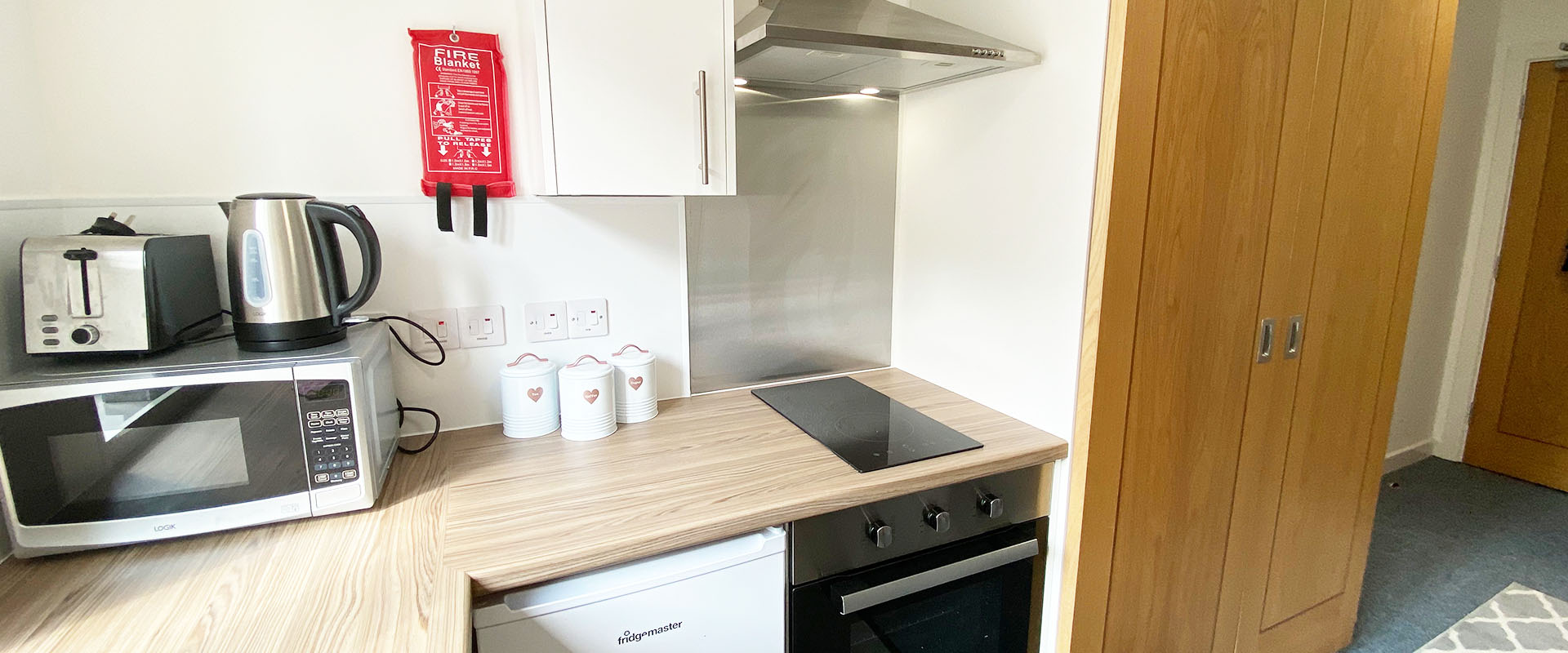 All essential kitchen appliances included in every studio