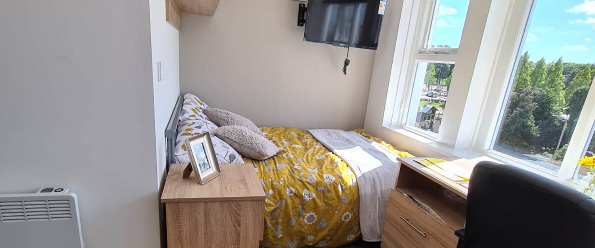 Live in a stylish, modern room with everything you need