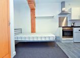 Forest Rise Loughborough - Superior ensuite student room with kitchen
