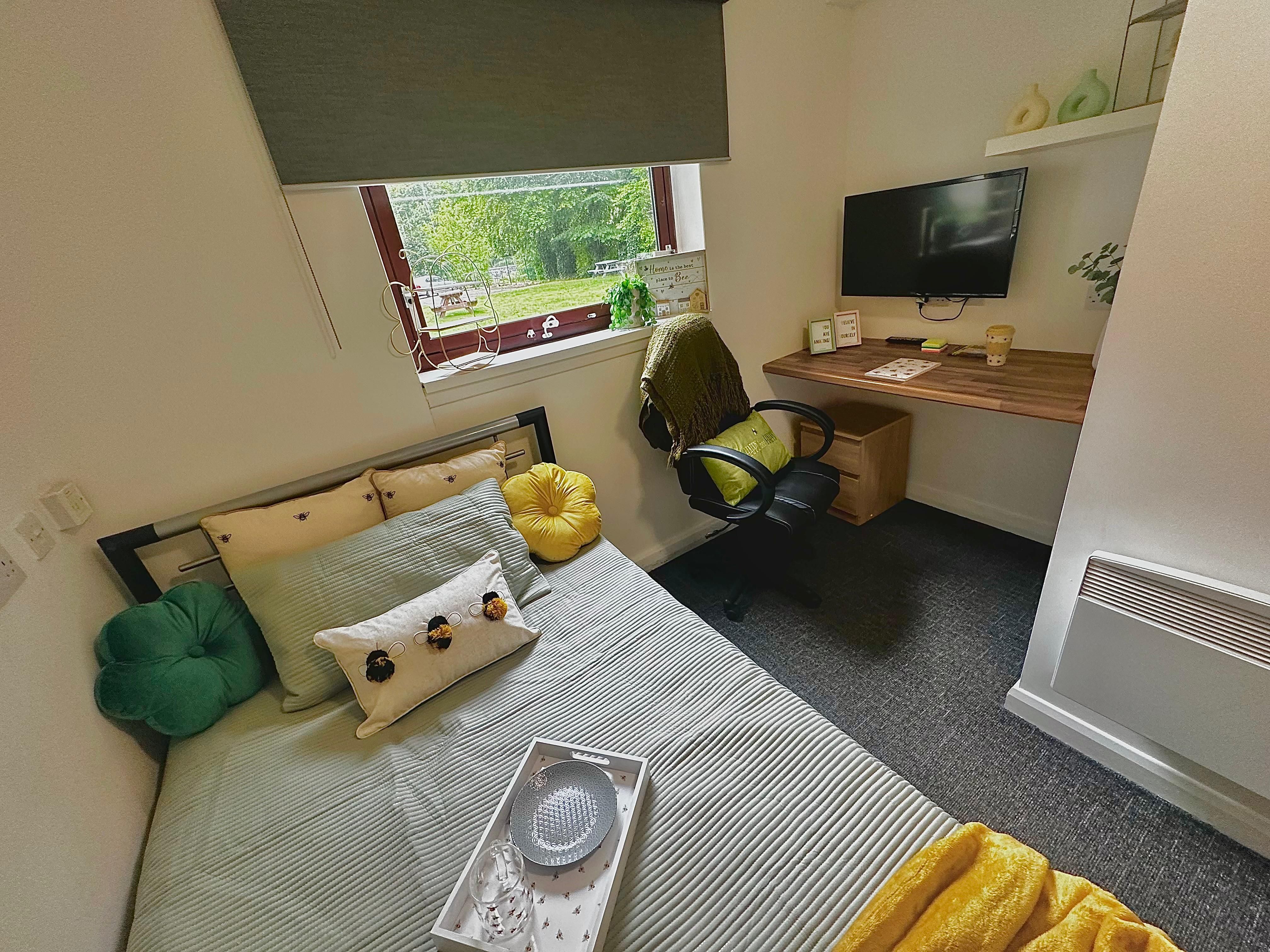 Loughborough Student Accommodation - The Student Block: Ensuite Rooms