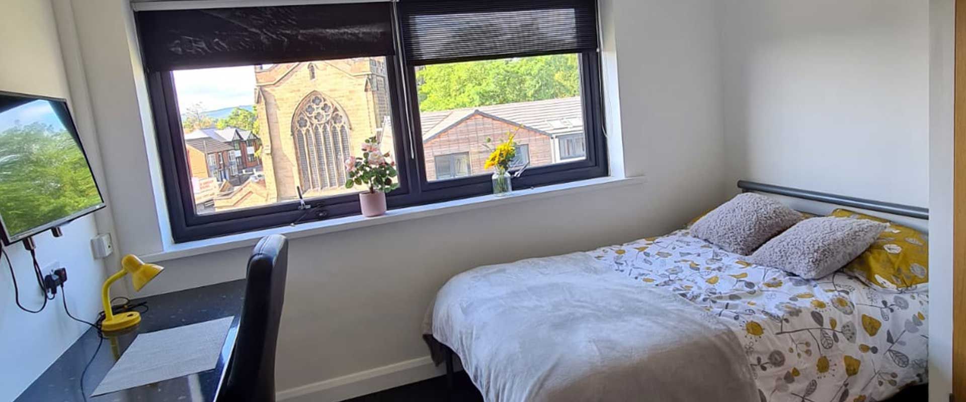 Forest Court Loughborough Accommodation - Enjoy the best views from your spacious modern home